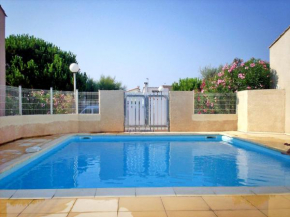 Отель Holiday Home le Hameau Catalan  Ле-Баркарес